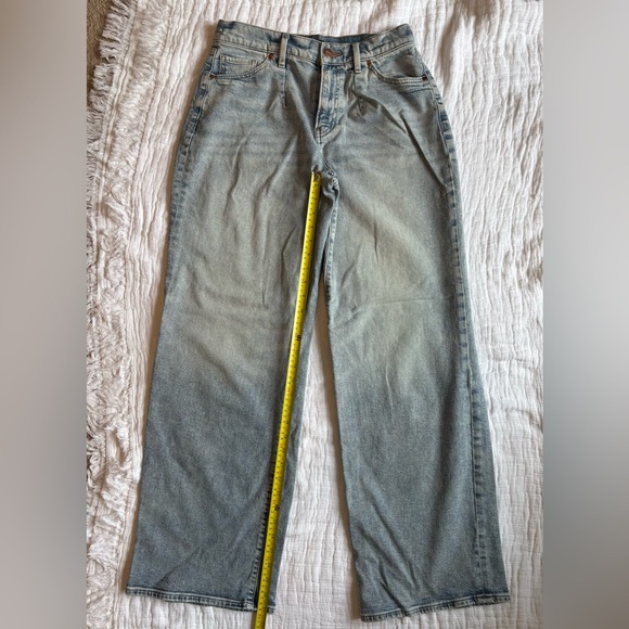 Express Denim - Express Women’s High Waisted Light Wash Pleated Relaxed Wide Leg Jeans